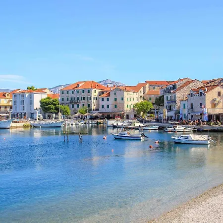Apartment Mika - 150m From The Sea