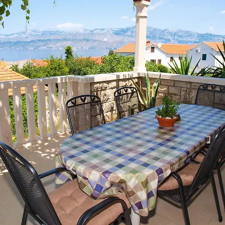 Mika - 150m From The Sea Apartment Postira